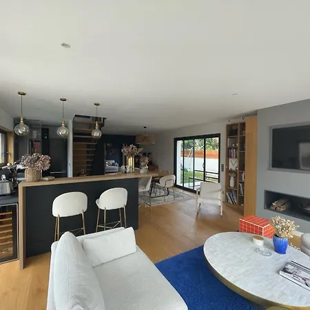 Villa Cosy Avec Piscine *